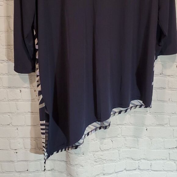 Chico's Easywear Navy blue asymmetrical hem tunic - Picture 11 of 11
